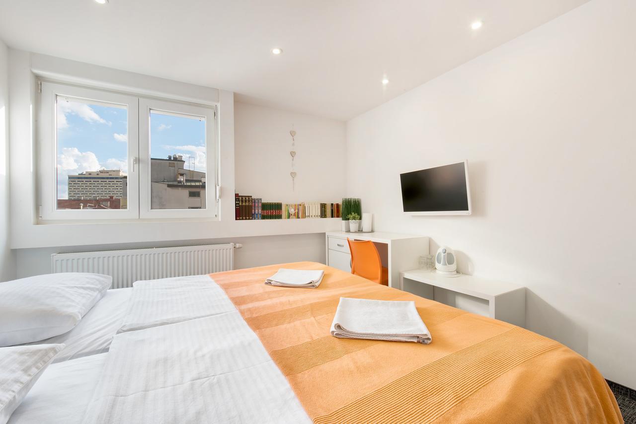 Tia Apartments And Rooms Zagreb Exterior foto
